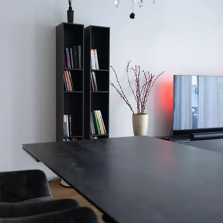 Apartmán Luxus-wohnung, 2 Terrassen, Zentral, Parkplatz