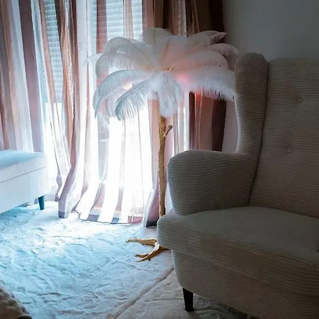Apartmán Luxus-wohnung, 2 Terrassen, Zentral, Parkplatz Düsseldorf