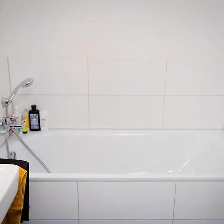 Luxus-wohnung, 2 Terrassen, Zentral, Parkplatz Apartmán Düsseldorf